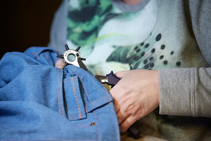 Replacing Elastic in a Simple Waistband Casing